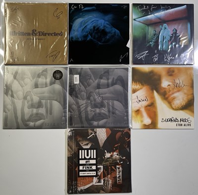 Lot 262 - MODERN INDIE - SIGNED / COLLECTABLE RELEASES.