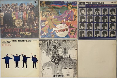 Lot 1185 - THE BEATLES LP PACK - UK STEREO + MONO YELLOW/BLACK PRESSINGS