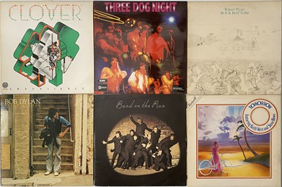 Lot 1257 - 70'S - 80'S - ROCK - POP - LP COLLECTION - ROBERY WYATT, WINGS, BOB DYLAN, PAUL SIMON