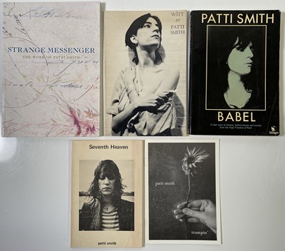 Lot 532 - PUNK - PATTI SMITH BOOK RARITIES.