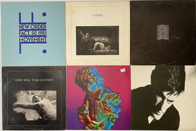 Lot 573 - JOY DIVISION / NEW ORDER - LPs / 12" / BOX SET
