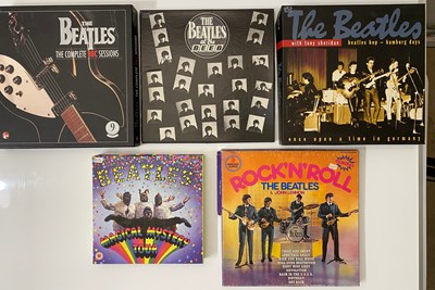Lot 23 - THE BEATLES - BOX SETS