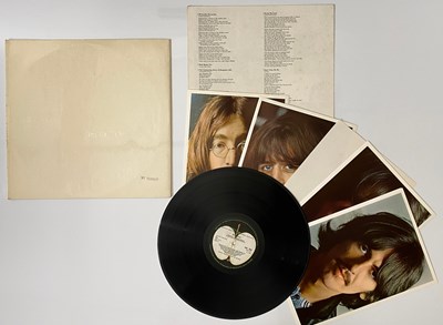 Lot 39 - THE BEATLES - WHITE ALBUM LP (ORIGINAL UK MONO - No: 0116939 - PMC 7067/ 68)