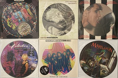 Lot 616 - 12" SINGLE AND PICTURE DISCS - BLONDIE, MARYLIN MANSON, THE BEATLES, DE LA SOUL
