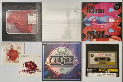 Lot 669 - FOO FIGHTERS - LP, 10", 12" AND 7" SINGLE COLLECTION