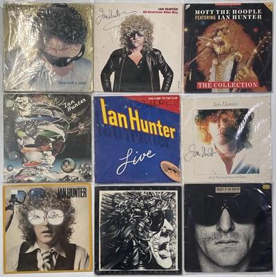 Lot 231 - MOTT THE HOOPLE INTEREST - X9 IAN HUNTER SIGNED LPS.