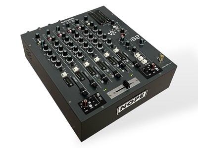 Lot 17 - ALLEN & HEATH XONE:62 6-CHANNEL DJ MIXER & CONTROLLER.