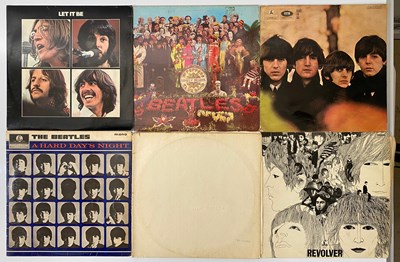 Lot 748 - THE BEATLES - LP / 7" EP PACK