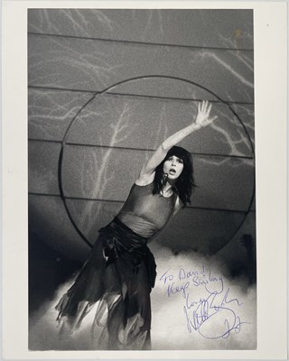 Lot 260 - KATE BUSH - SIGNED PROMOTIONAL PHOTO.