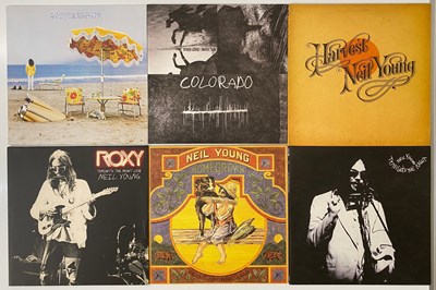 Lot 880 - NEIL YOUNG - BOX SET AND LP COLLECTION
