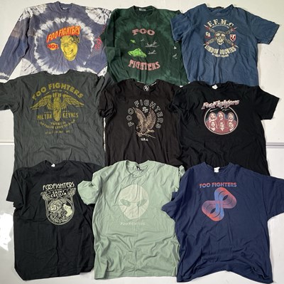 Lot 115 - FOO FIGHTERS - T-SHIRT COLLECTION INC VINTAGE AND RARE DESIGNS.