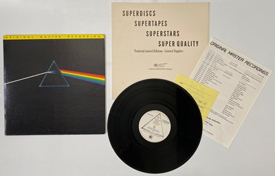 Lot 933 - PINK FLOYD - THE DARK SIDE OF THE MOON MFSL LP (AUDIOPHILE - MFSL 1-017)