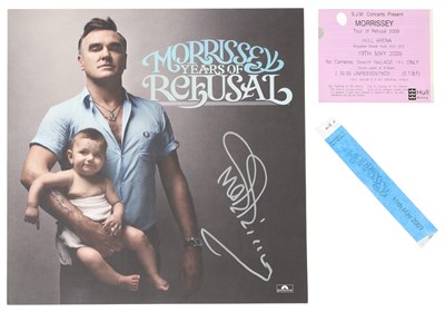 Lot 109 - THE SMITHS - SIGNED MORRISSEY LP.