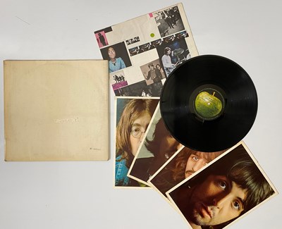 Lot 967 - THE BEATLES - WHITE ALBUM LP (UK COMPLETE MONO - No: 0072076 - PMC 7067/ 68)