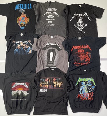 Lot 137 - METALLICA - TOUR / CONCERT CLOTHING COLLECTION.