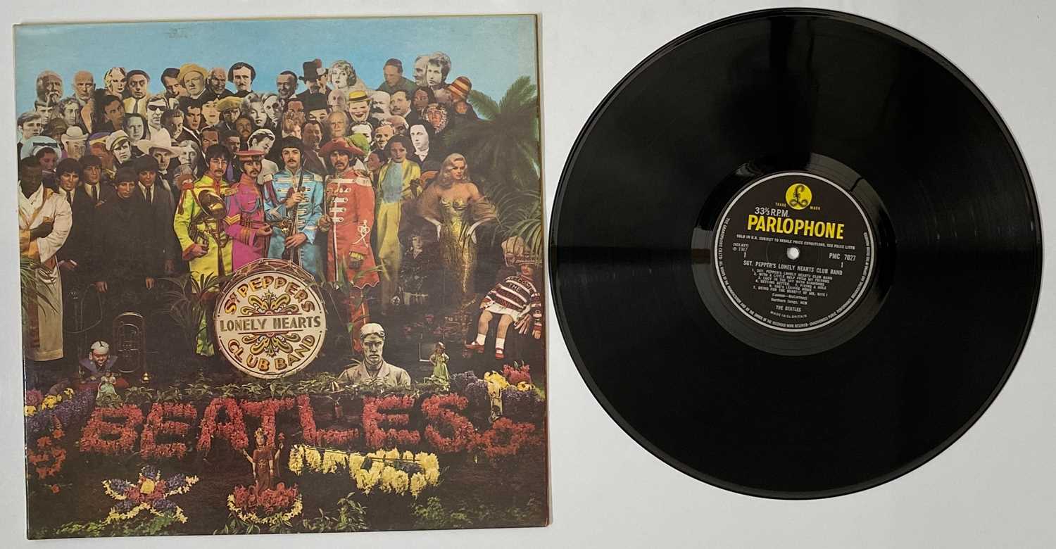 Lot 33 - THE BEATLES - SGT PEPPERS LONELY HEARTS CLUB BAND LP (STOCK UK COPY - PMC 7027)