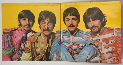 Lot 33 - THE BEATLES - SGT PEPPERS LONELY HEARTS CLUB BAND LP (STOCK UK COPY - PMC 7027)