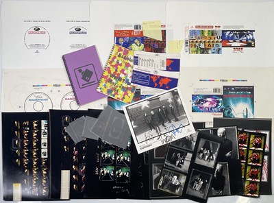 Lot 409 - RADIOHEAD - THE BENDS - MEMORABILIA ARCHIVE INC FULLY SIGNED PHOTO.