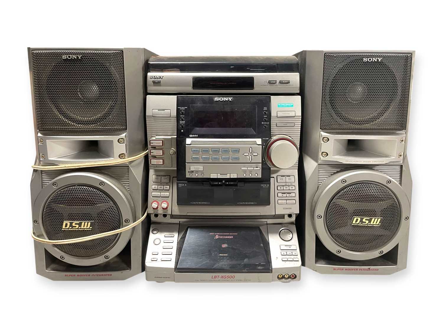 Lot 27 - SONY LBT-XG500 SETREO SYSTEM W/ 2 SPEAKERS & CD COLLECTION.