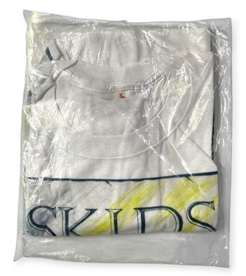 Lot 371 - SKIDS - UNOPENED ORIGINAL PROMOTIONAL T-SHIRT.