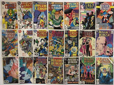 Lot 90 - APPROX 800 DC & BATMAN RELATED COMICS.