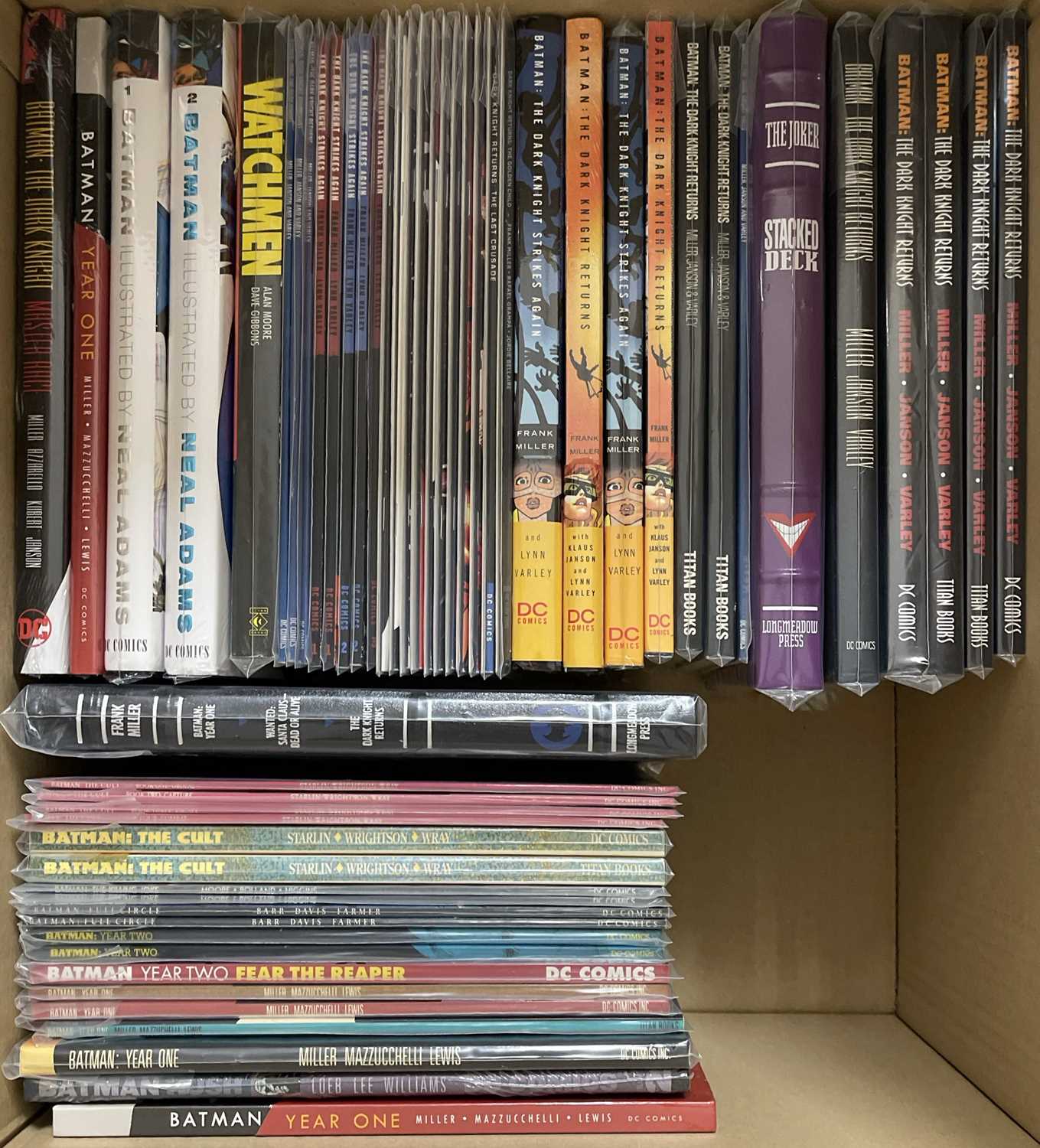 Lot 92 - APPROX 500 BATMAN & RELATED GRAPHIC NOVELS.