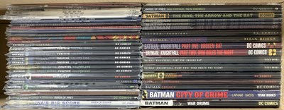 Lot 92 - APPROX 500 BATMAN & RELATED GRAPHIC NOVELS.