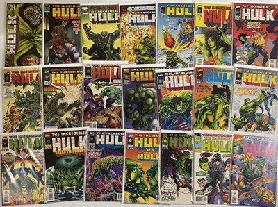 Lot 93 - APPROX 220 MARVEL SPIDER-MAN & INCREDIBLE HULK COMICS.
