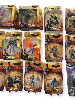 Lot 73 - THE DARK KNIGHT AND BATMAN BEGINS FIGURES