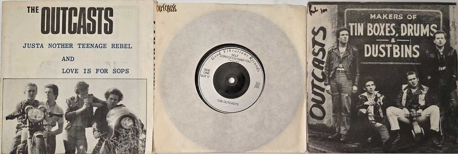 Lot 79 - THE OUTCASTS - 7" PACK