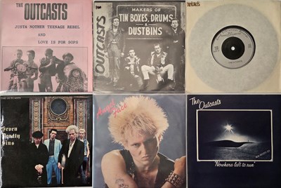 Lot 80 - THE OUTCASTS - 7" PACK