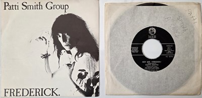 Lot 20 - PATTI SMITH - 7" SINGLES PACK W/ USA ORIGINAL 'HEY JOE / PISS FACTORY'
