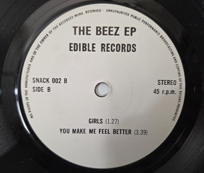 Lot 114 - THE BEEZ - THE BEEZ EP 7" (SNACK 002 - ORIGINAL 1979)