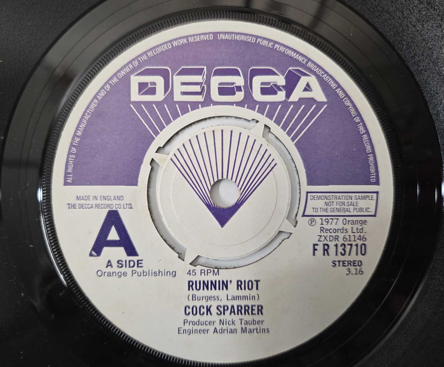 Lot 118 - COCK SPARRER - RUNNIN' RIOT 7" (DEMO - F R 13710)