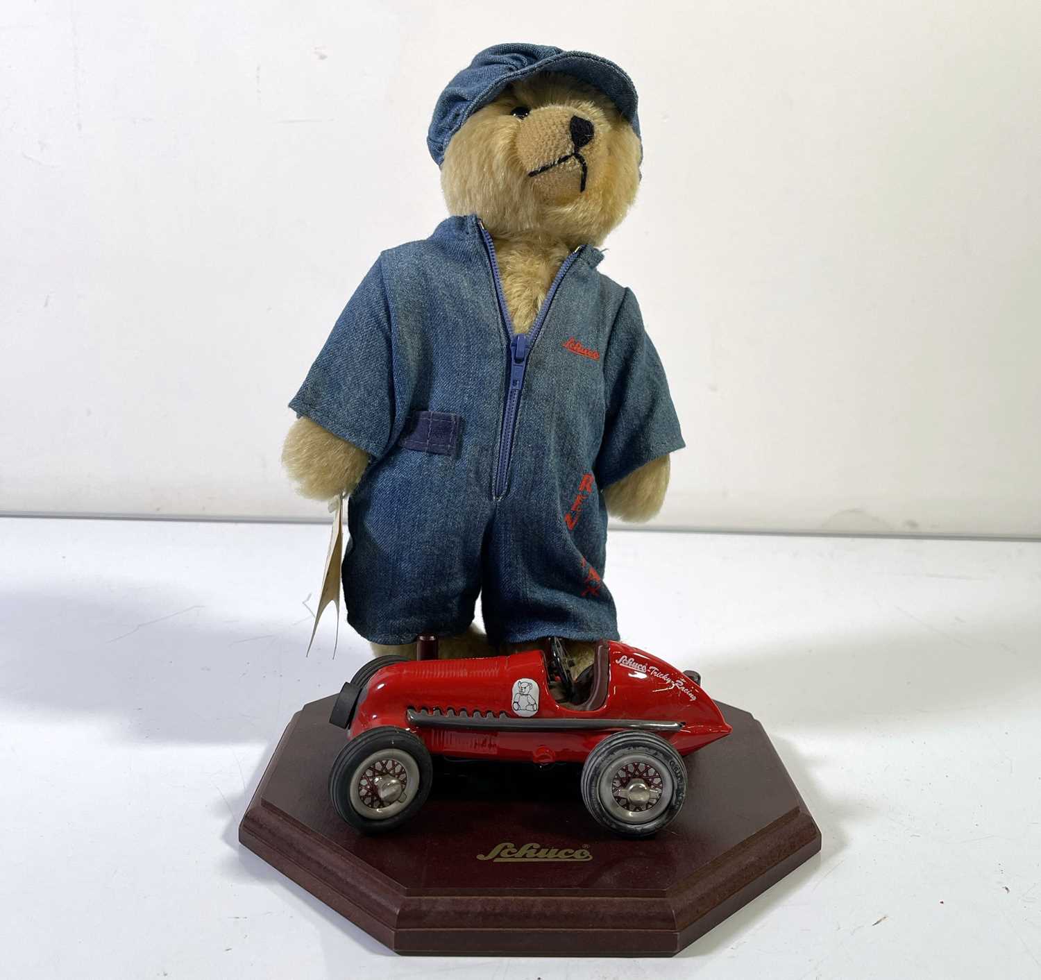Lot 2 - SCHUCO MECHANIC 'RENNMAX' BEAR WITH MERCEDES-BENZ 1936 MODEL CAR