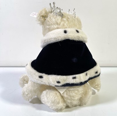 Lot 3 - STEIFF LONG TO REIGN OVER US MUSICAL BEAR