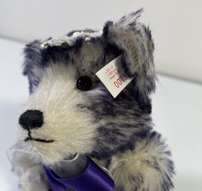 Lot 5 - STEIFF ANNELISE ANGEL BEAR - 652257
