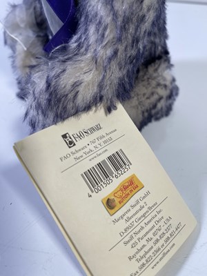 Lot 5 - STEIFF ANNELISE ANGEL BEAR - 652257