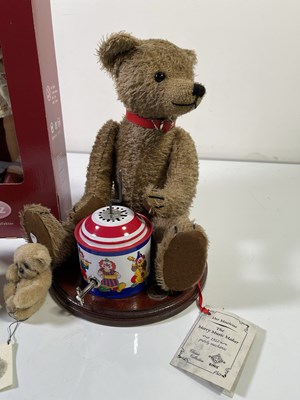Lot 6 - PACK OF COLLECTABLE BEARS