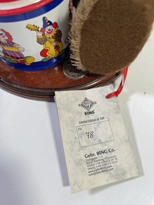 Lot 6 - PACK OF COLLECTABLE BEARS