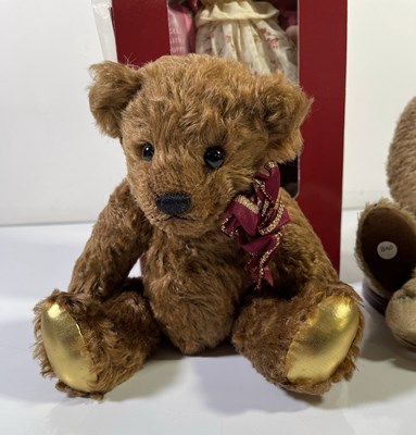 Lot 6 - PACK OF COLLECTABLE BEARS