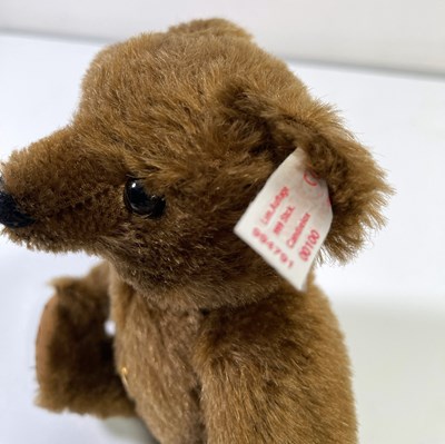 Lot 8 - STEIFF LOVE TEDDY 2002 - 994791