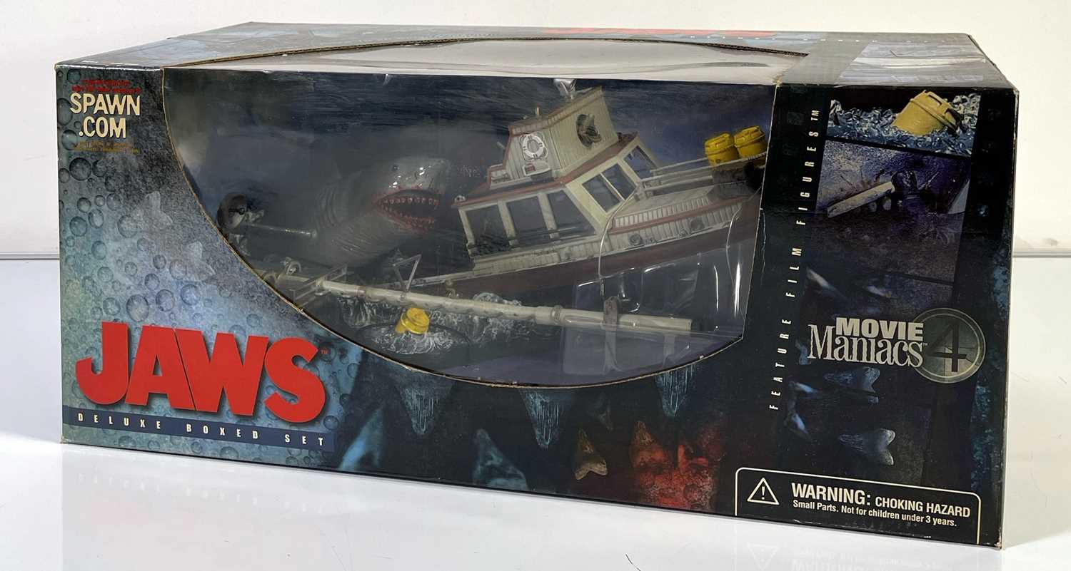 Lot 85 - JAWS - MCFARLANE / SPAWN / MOVIE MANIACS DELUXE BOXED SET.
