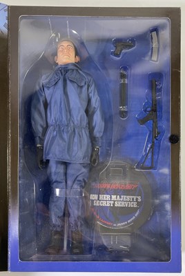 Lot 123 - JAMES BOND - COLLECTABLE SIDESHOW TOY FIGURINES.