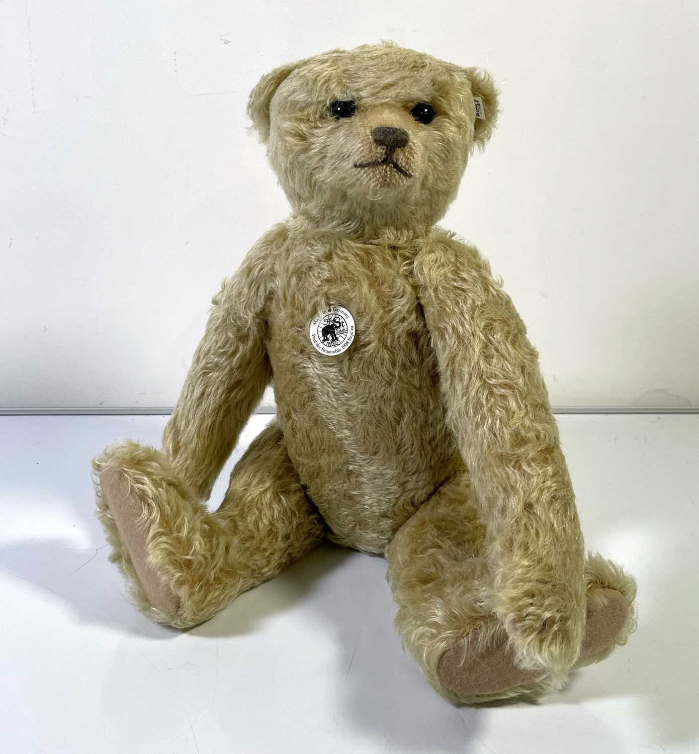 Lot 26 - STEIFF PAUL THE GROWLER BEAR 1908 REPLICA - 400513