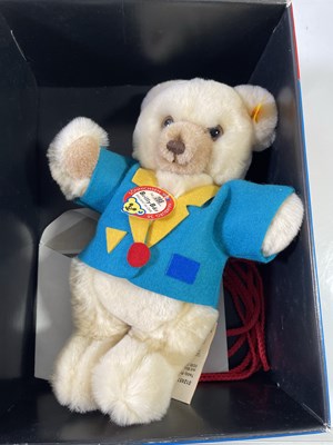 Lot 32 - STEIFF BEAR PACK