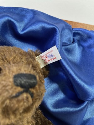 Lot 40 - STEIFF LOVE FOR A LIFETIME TEDDY BEAR SET - 00380