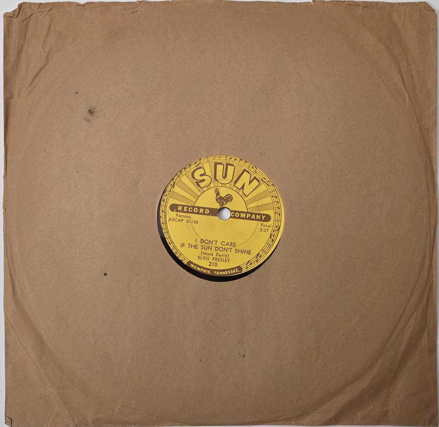 Lot 98 - ELVIS PRESLEY - 'I DON'T CARE IF THE SUN DON'T SHINE' 78 SHELLAC - USA 1955 SUN RECORDS