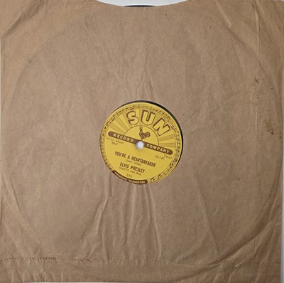Lot 99 - ELVIS PRESLEY - 'MILKCOW BLUES BOOGIE' 78 SHELLAC - USA 1955 SUN RECORDS