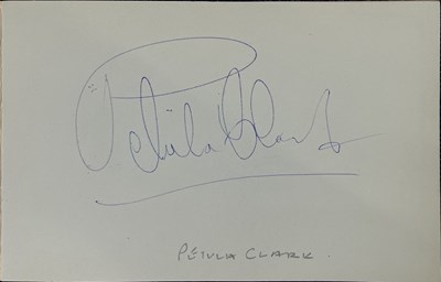 Lot 116 - 20TH C ENTERTAINMENT - AUTOGRAPH BOOK INC SHIRLEY BASSEY / HARRY SECOMBE.